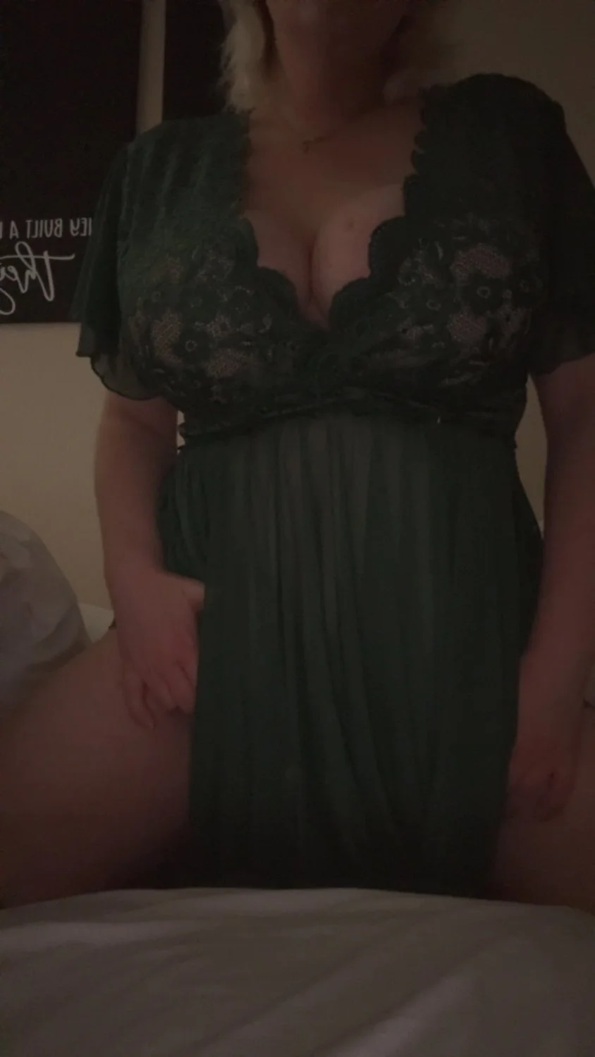 Hot Big Tits Blonde image 3