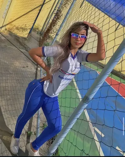 Isa Blogueira cover image