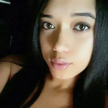 Una rica colombiana con unos ricos pies image 1