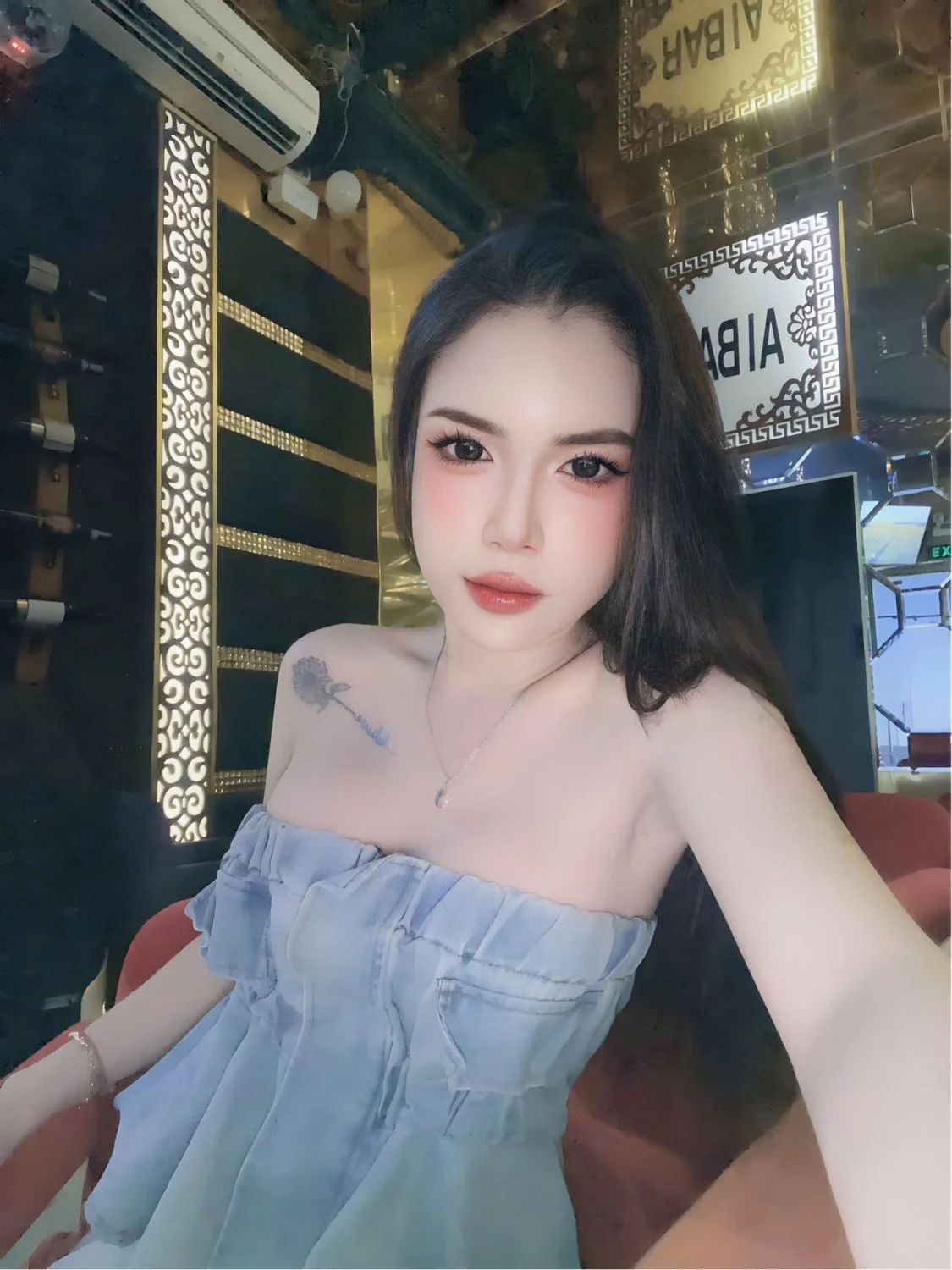 Ladyboy lam nhi image 10