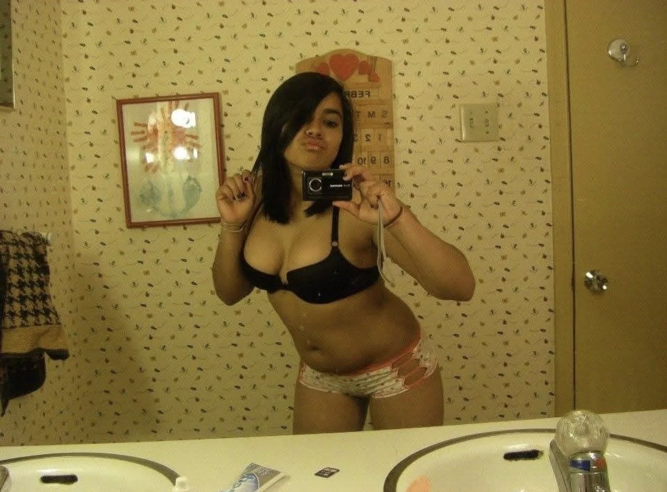 NC Slut Maya wants total exposure image 17