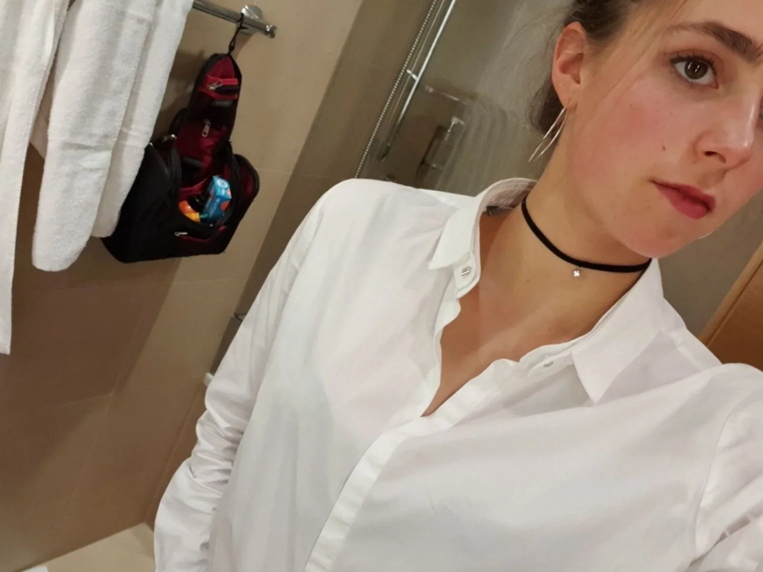 Marie cheating slut, 19 exposed by her cuck. Kik me to expose yours. Privately or not image 2