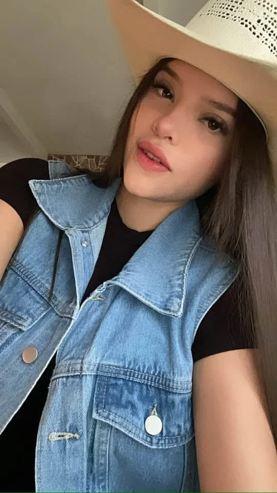 Rica flaca de tenosique image 3
