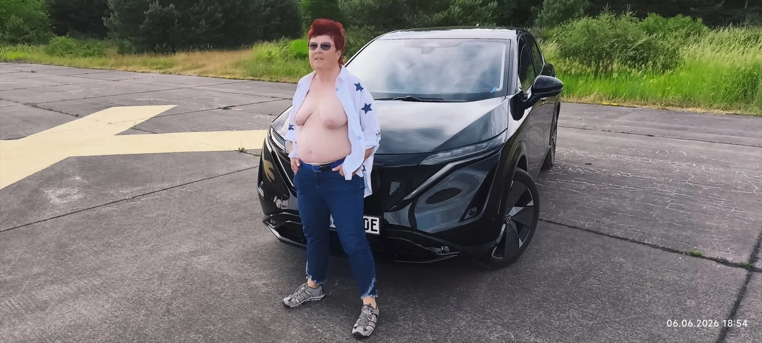 Angela image 4