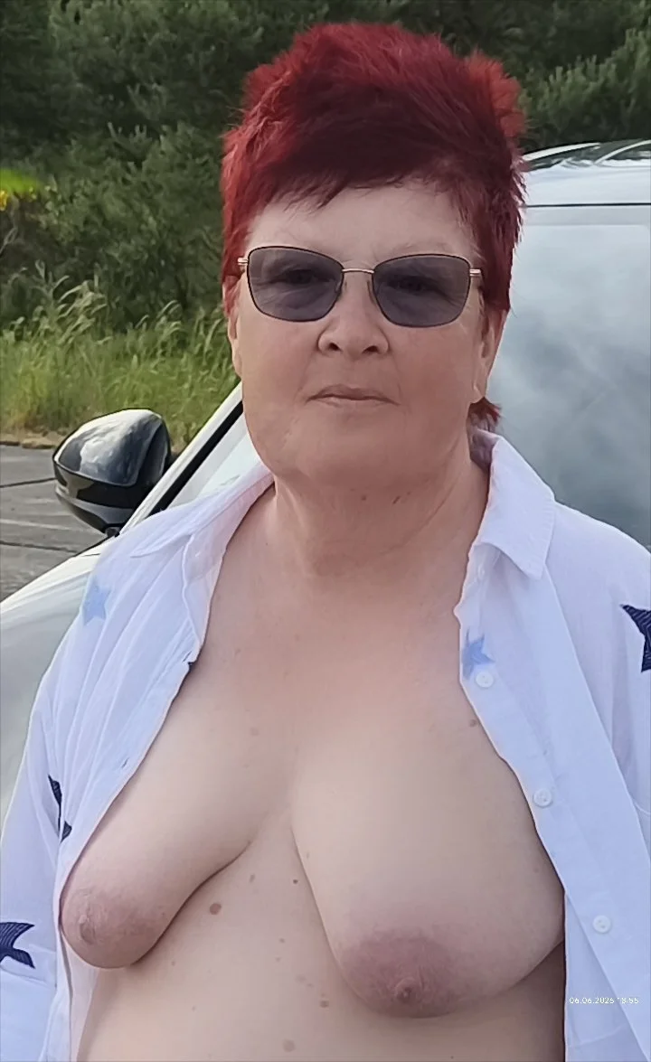 Angela image 45
