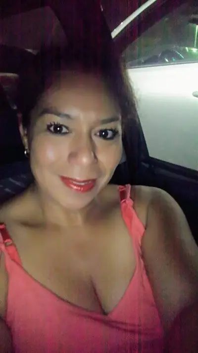 La mamá de mi prima zorrita cover image