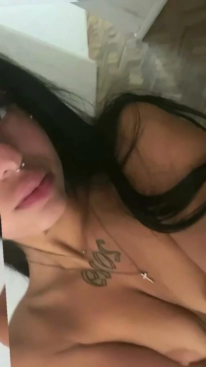 🔞 wet perfect ass teasing nude wet pussy 💦🍑 Check my OF image 3