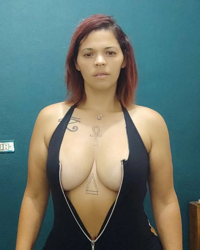 Paula rabuda, emagreceu mas o rabo continua enorme do jeito que a gente gosta. image 28