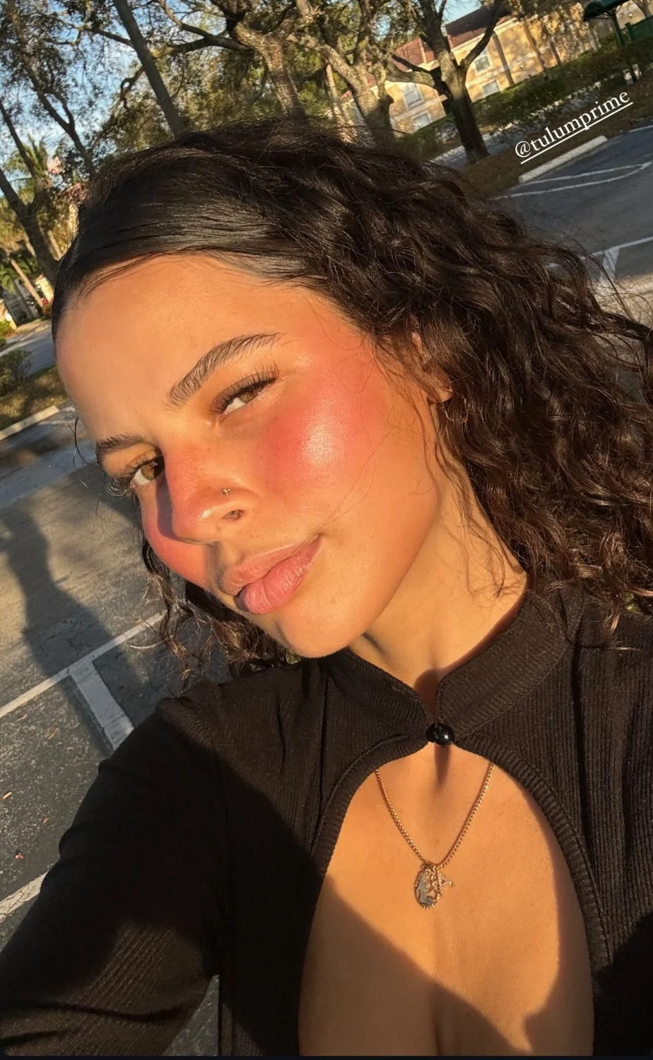 Spanish mami that I’d absolutely devour image 15