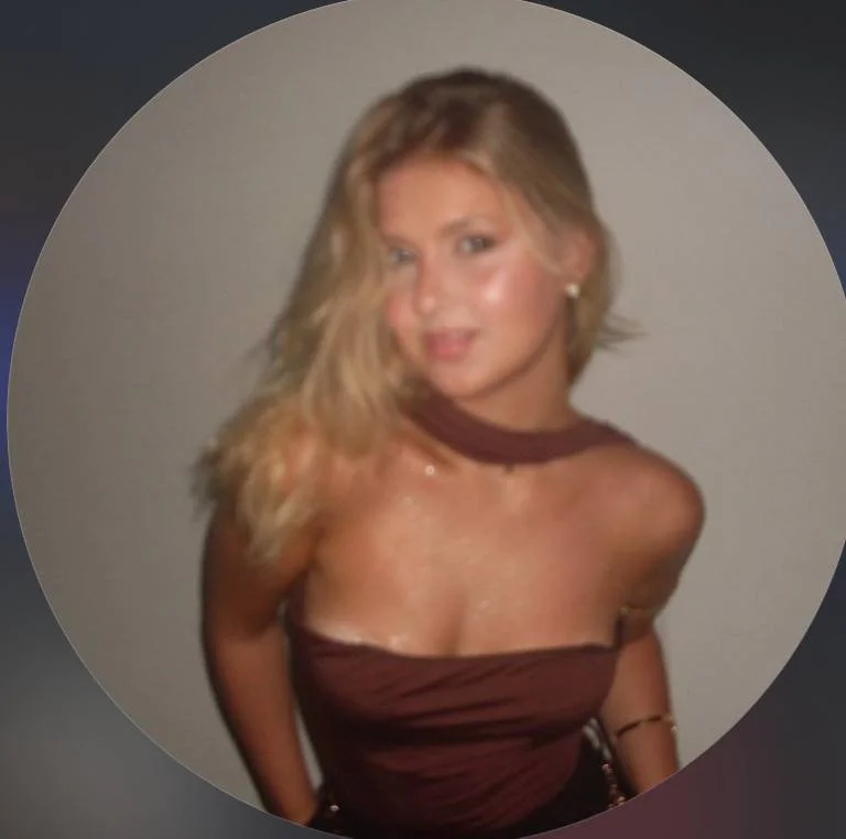 Loira novinha doida por uma pica quis agradar macho e foi vazada pelo ficante! novinha, vazou image 7