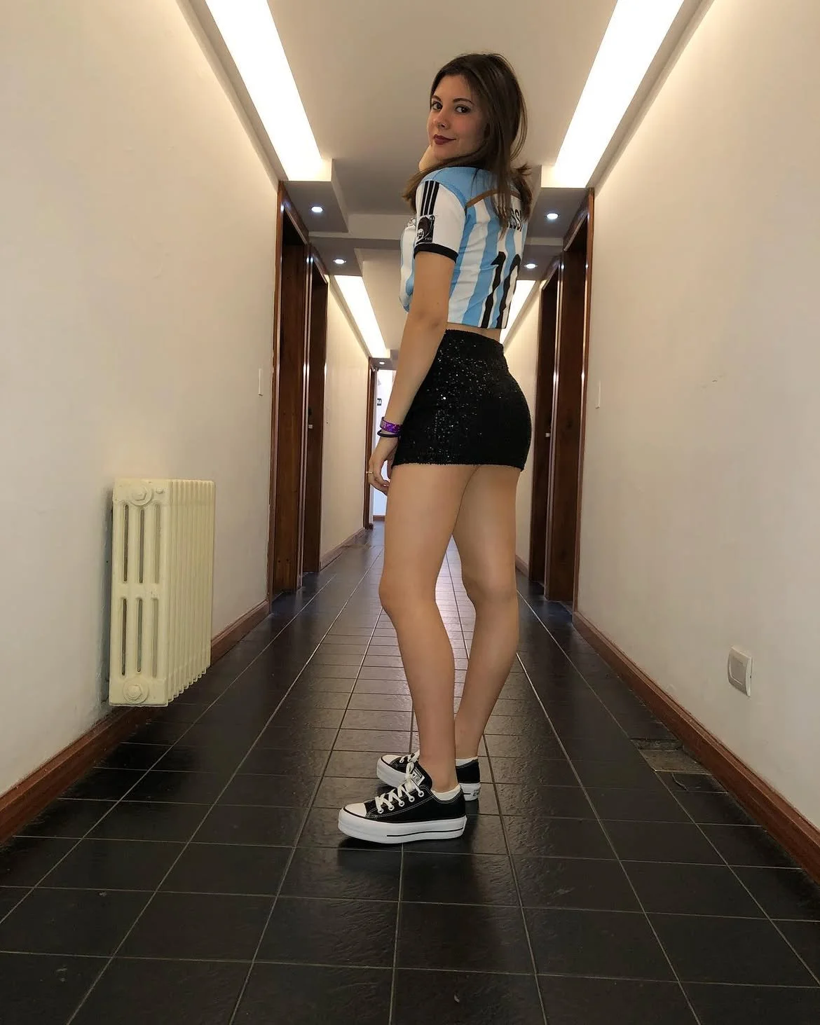 AGOSTINA image 23