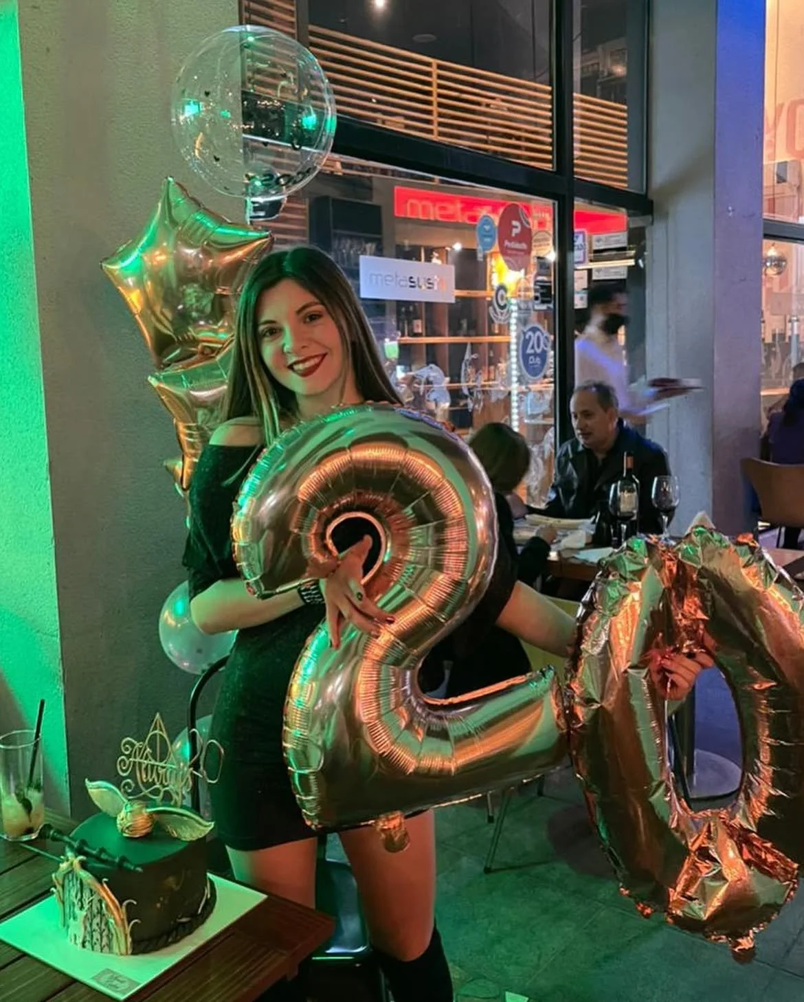 AGOSTINA image 39