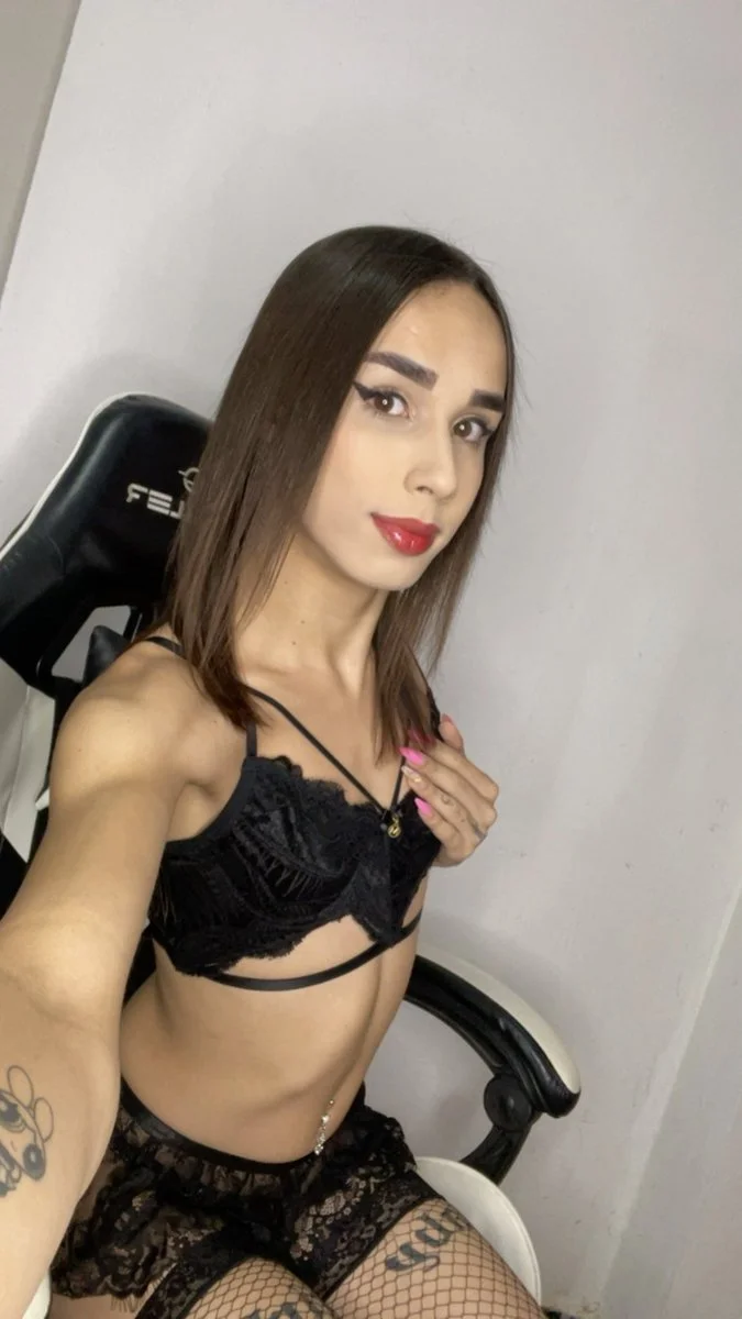 Shemale Lanah Frias With A Perfect Ass image 10