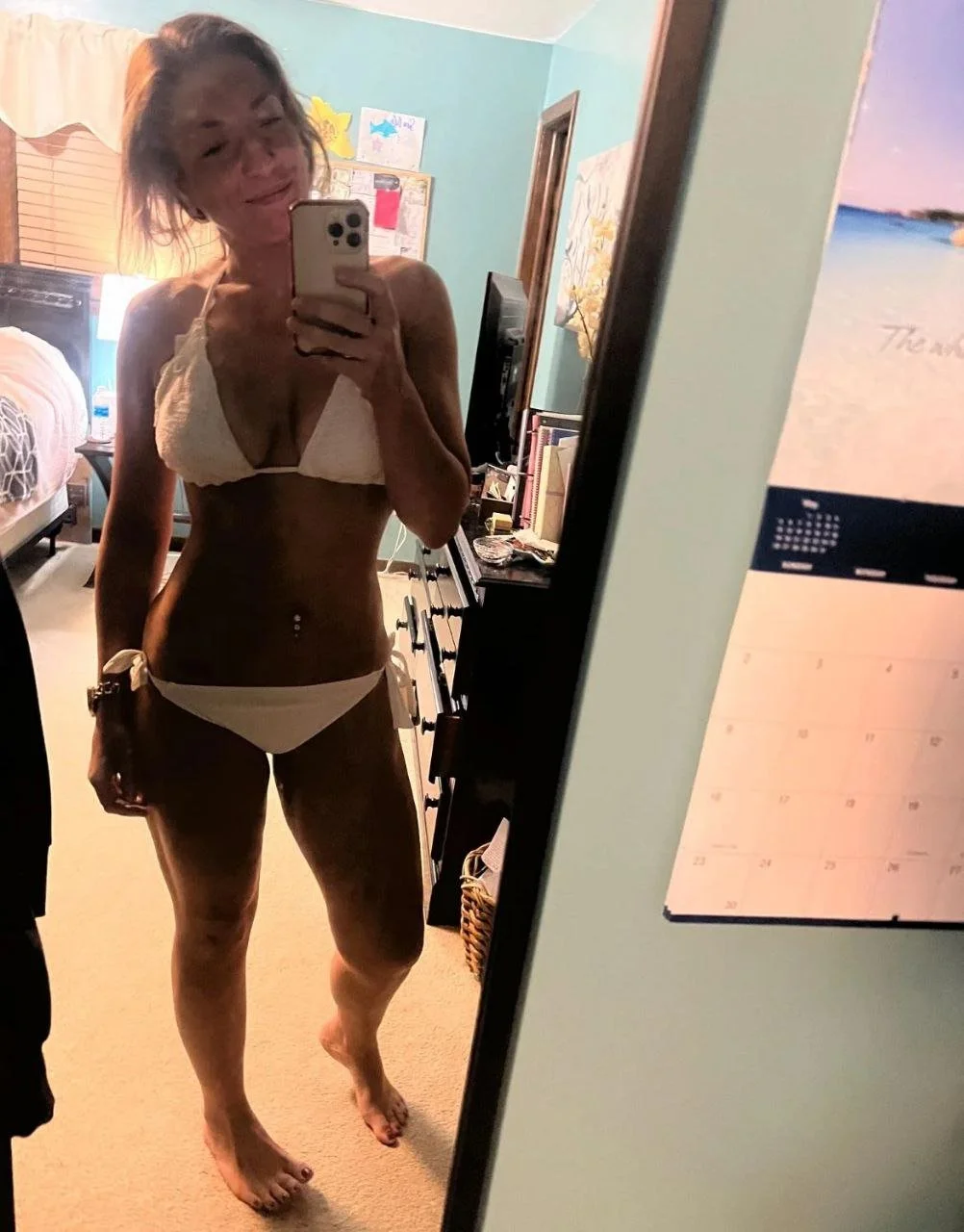 Hottie image 6