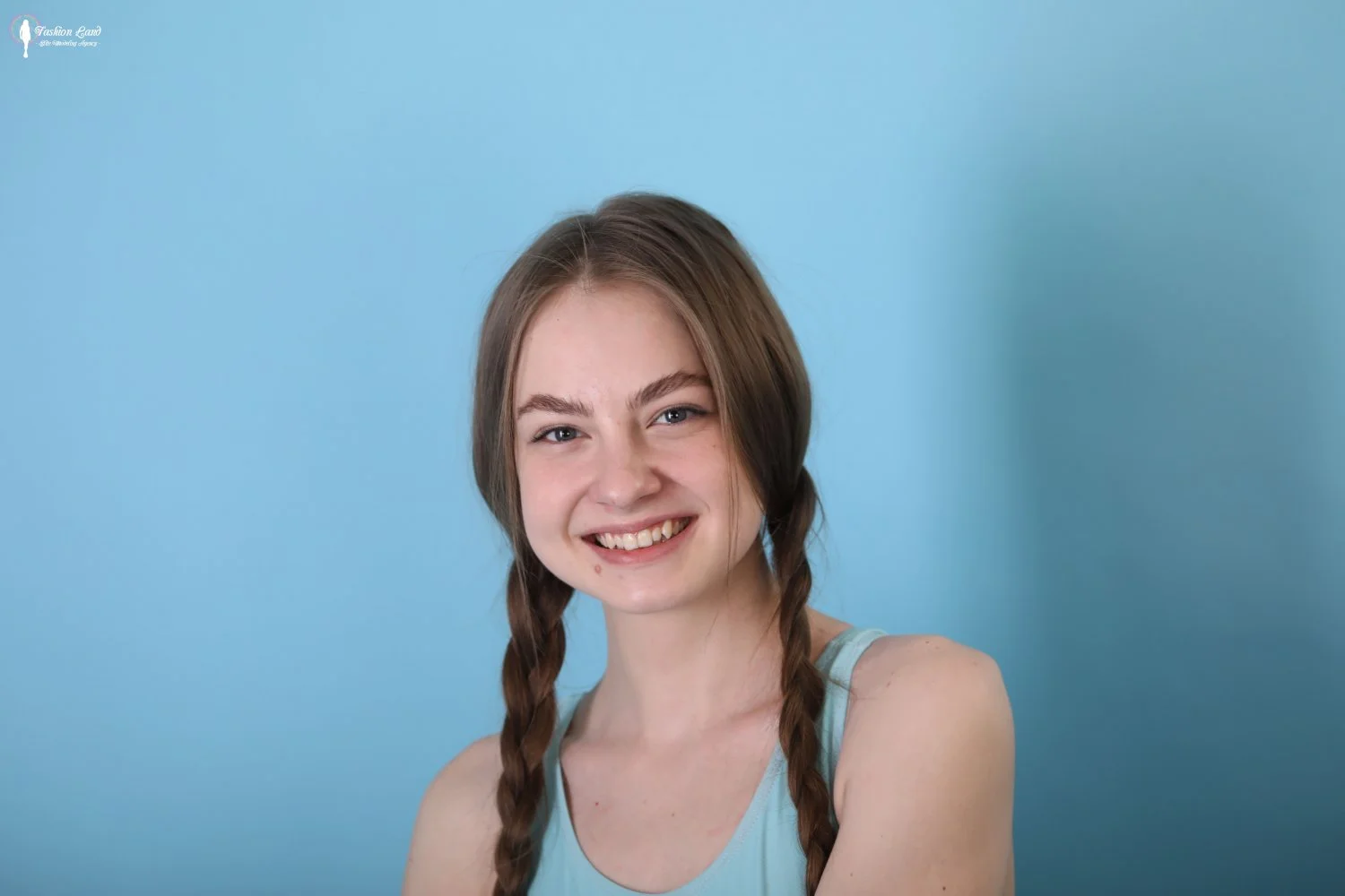 Bella - cute & sexy brunette in bodysuit - Part 2/2 image 31