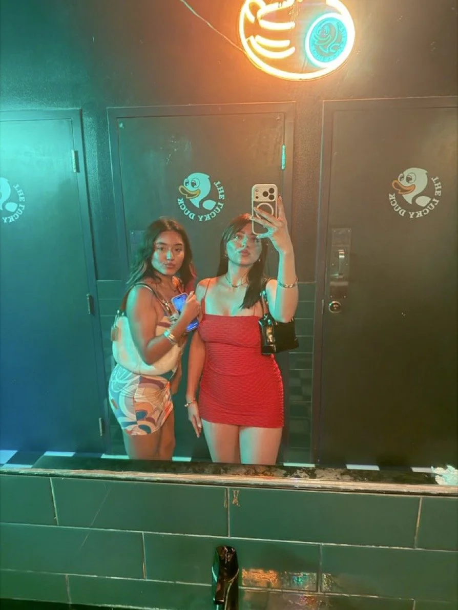 she got a bf but posts ass and feet 😂 image 21