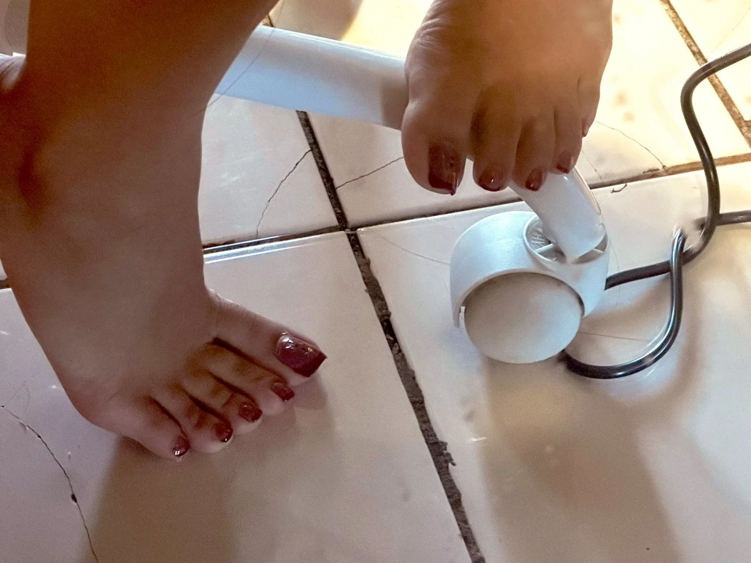 she got a bf but posts ass and feet 😂 image 6