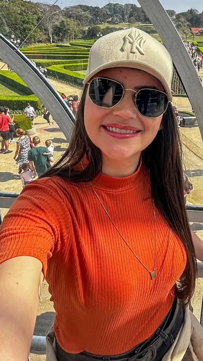 Corno assistindo a esposa dando para 2 machos image 2