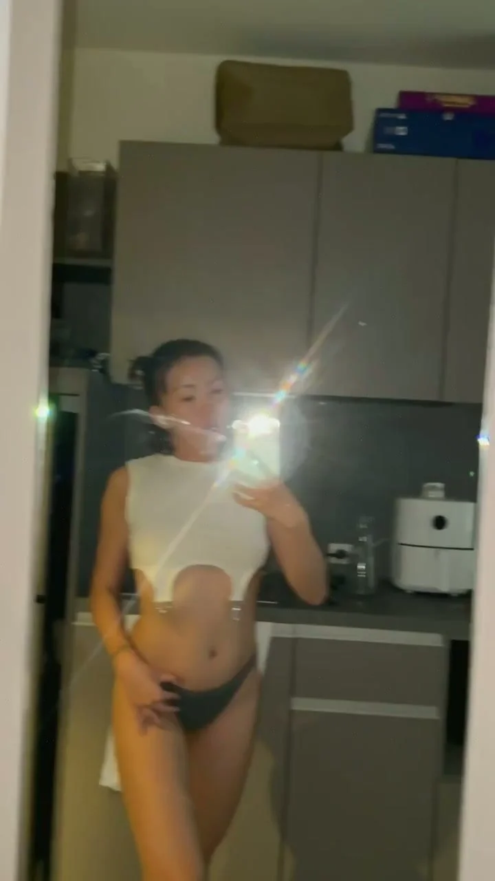 🔞 Hot sexy tight ass nude moaning pussy 😈🍑 Check OF now image 3