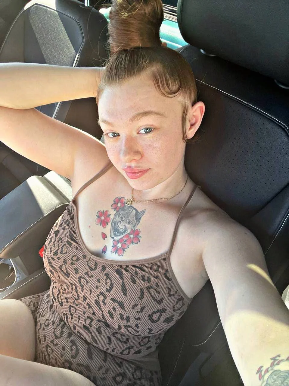 Thick Whitegirl image 2