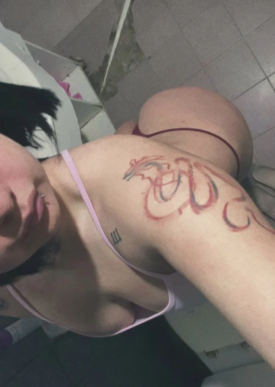 Putita de instagram mostrando el orto como loca paso ig por privado image 9