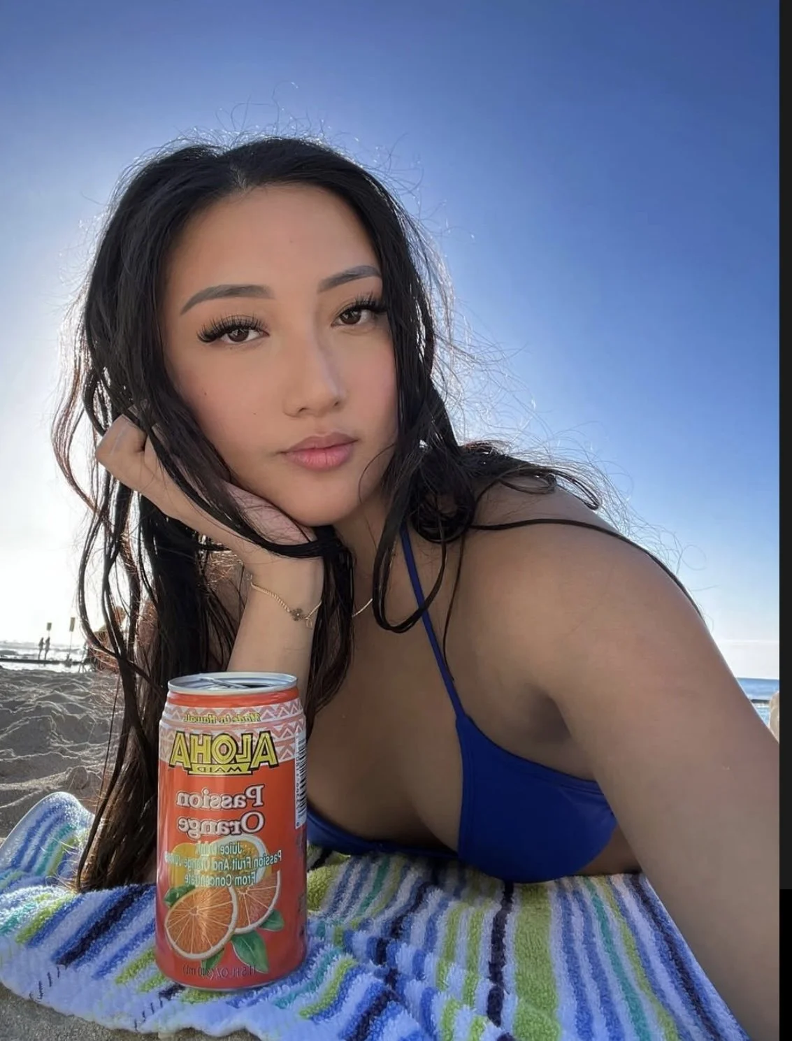 Sexy 25yo asian webslut Evelyn image 11