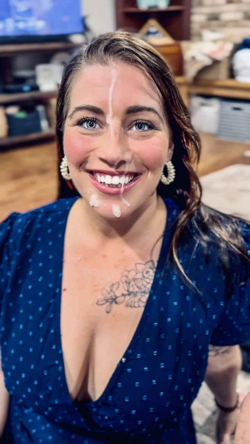 Blowjob and facial while he watched football. Which one did he enjoy more🤔💦❤️ main image