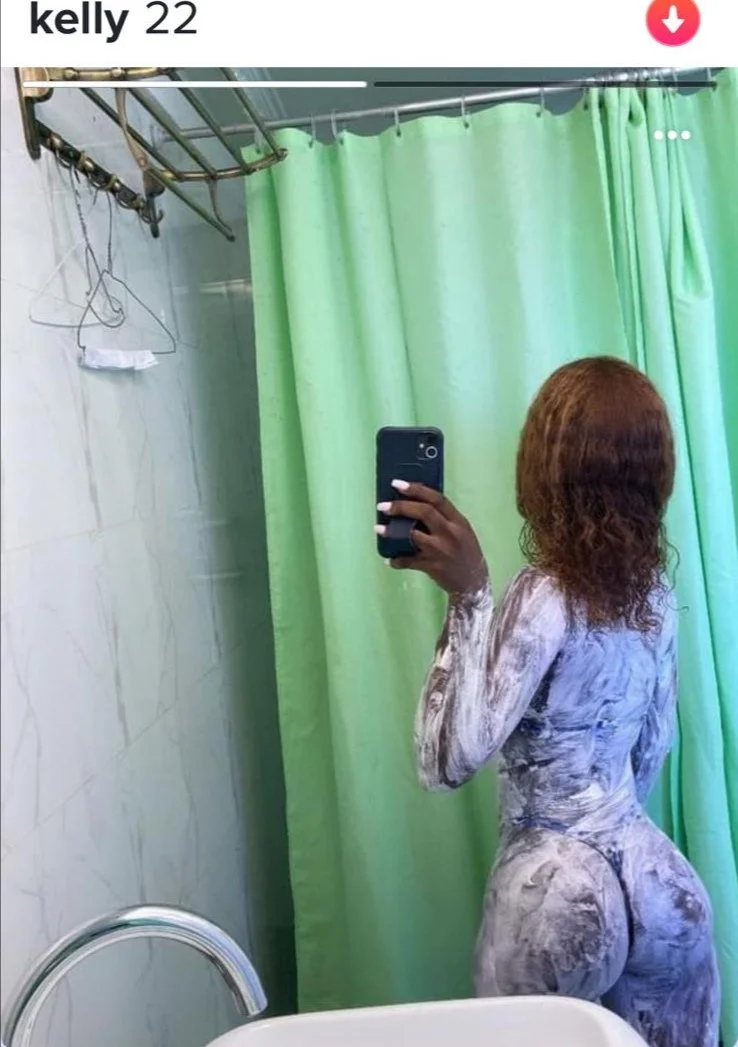 🇦🇴🍑🍑🍑🍑Undercover Hoe main image