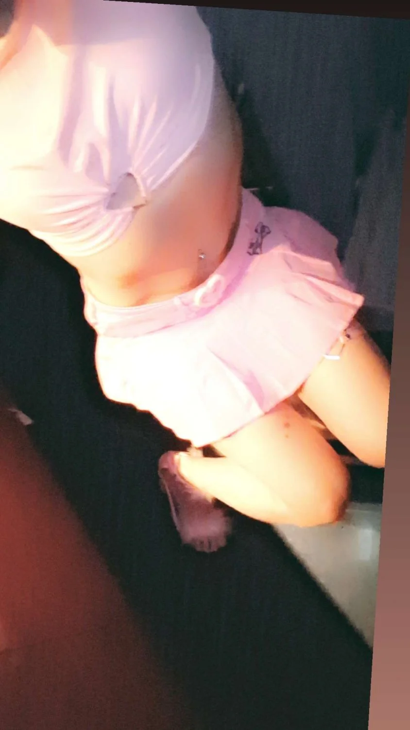 Ashlyi sissy slut image 43