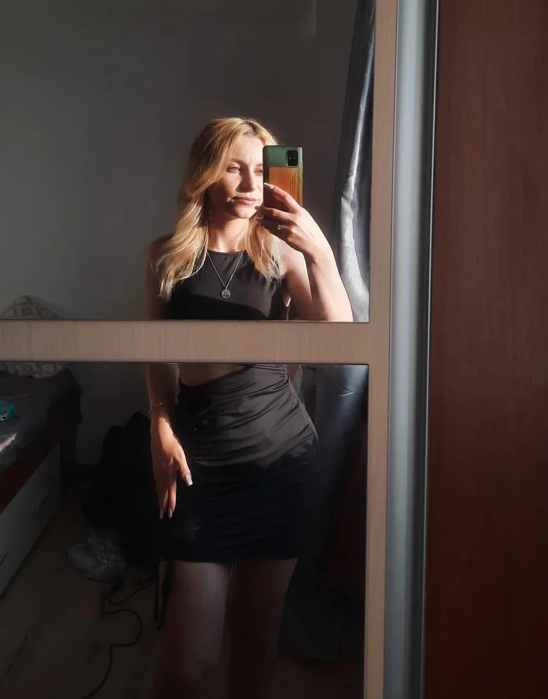 Busty Romanian slut Andrada image 12