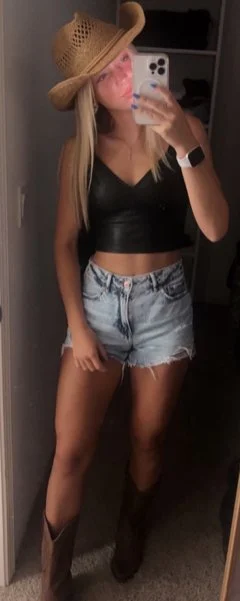 Cam Makes My Cock Crave Her Tight Teen Body image 14