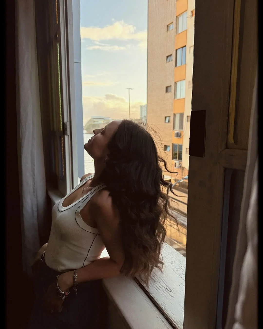 Belezzinha Larissa...Larissa Manoela delicia , fofa e maravilhosa main image