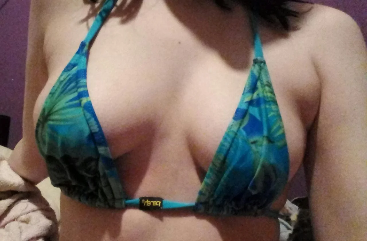 Exhibiendo una puta se llama Abi image 12
