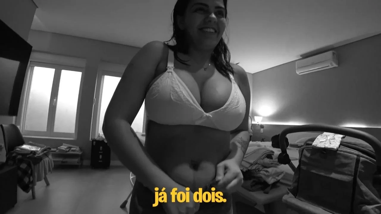 Sun@ika e seus peitos image 10