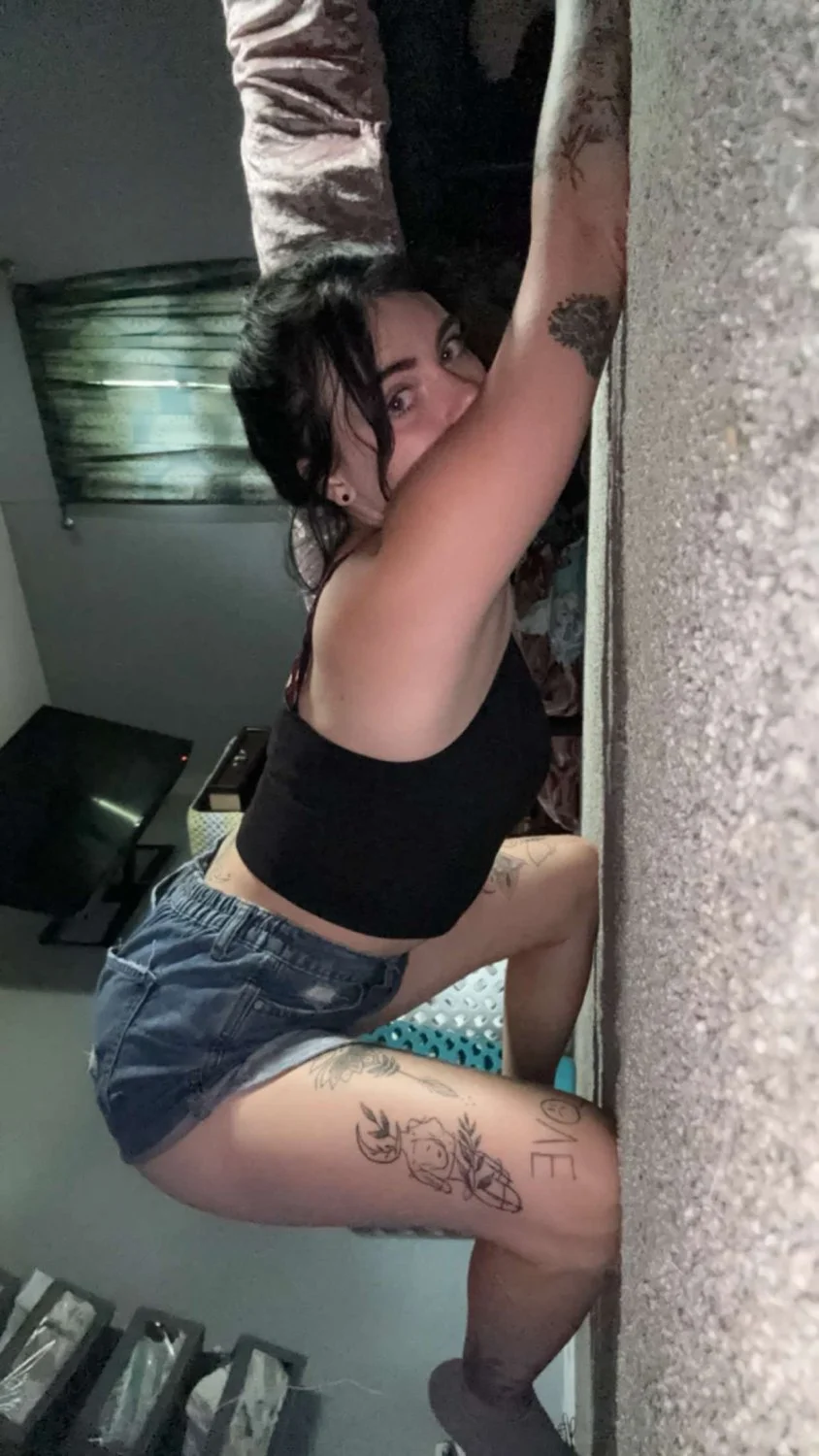 Cheating amy image 13