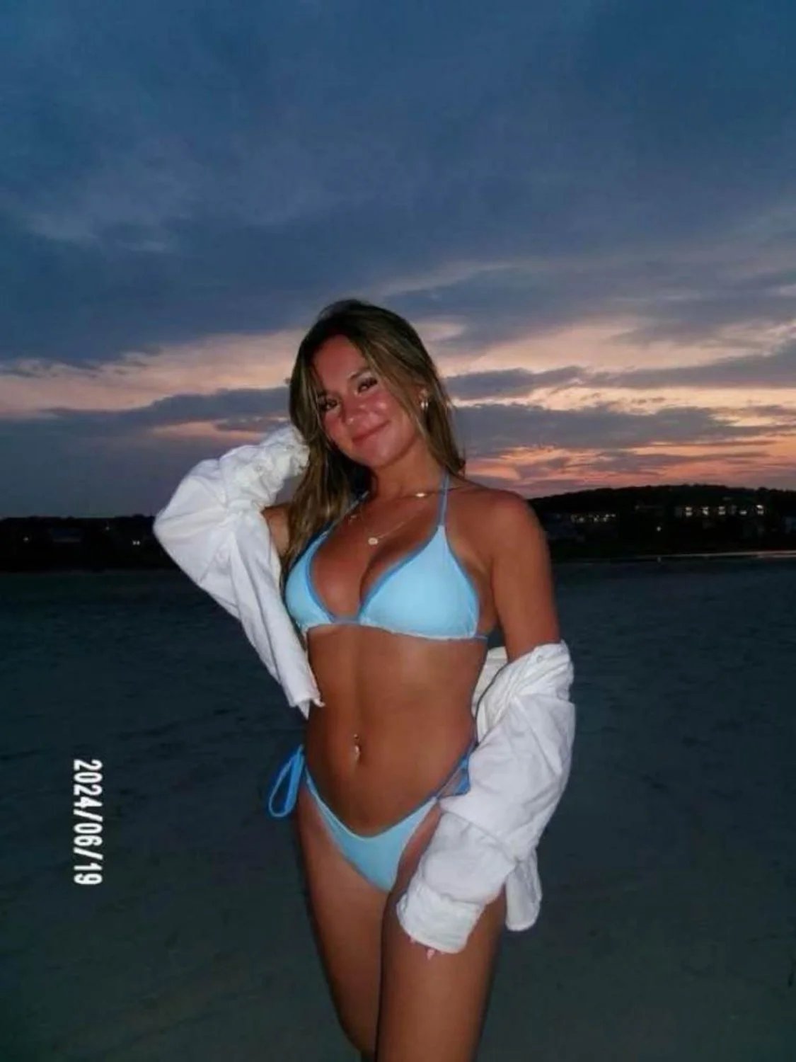 Super hot irl slut Tessa main image