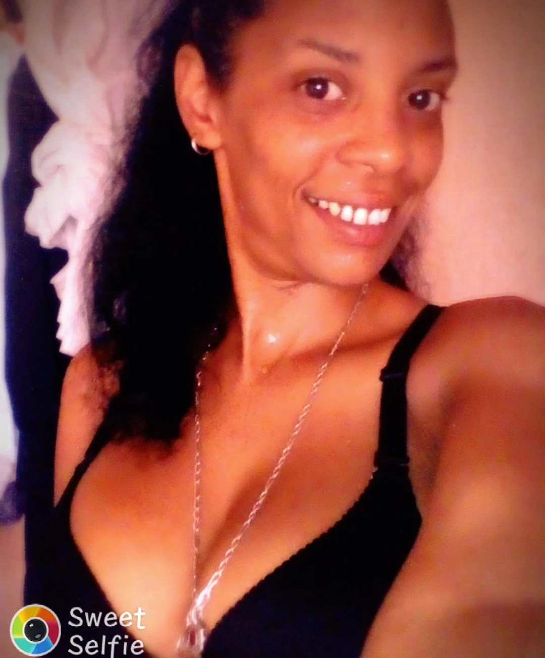 HOLA MIS AMORES BESITOS SU PUTA LA MAS CALIENTE DE LA HABANA KENY image 3