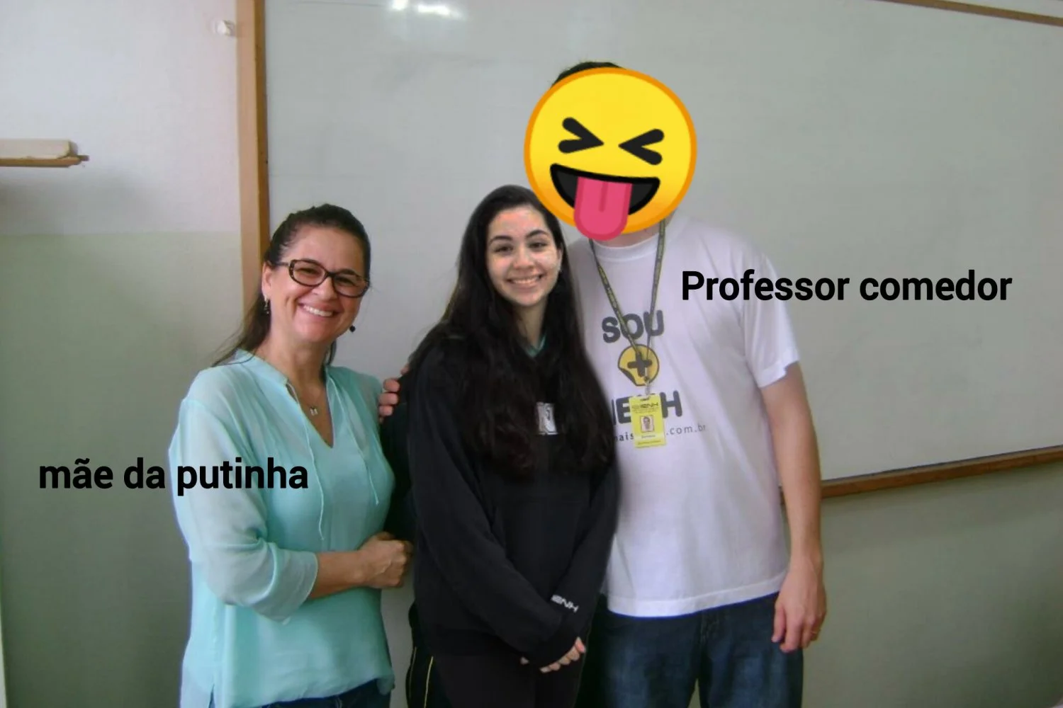 Professor cuspiu no pau pra comer a putinha da faculdade main image