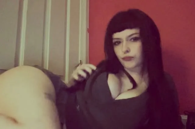 18 years old teasing bitch main image