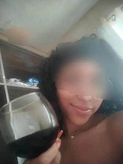 Tadala feminino , vinho pra ficar bem safada cover image