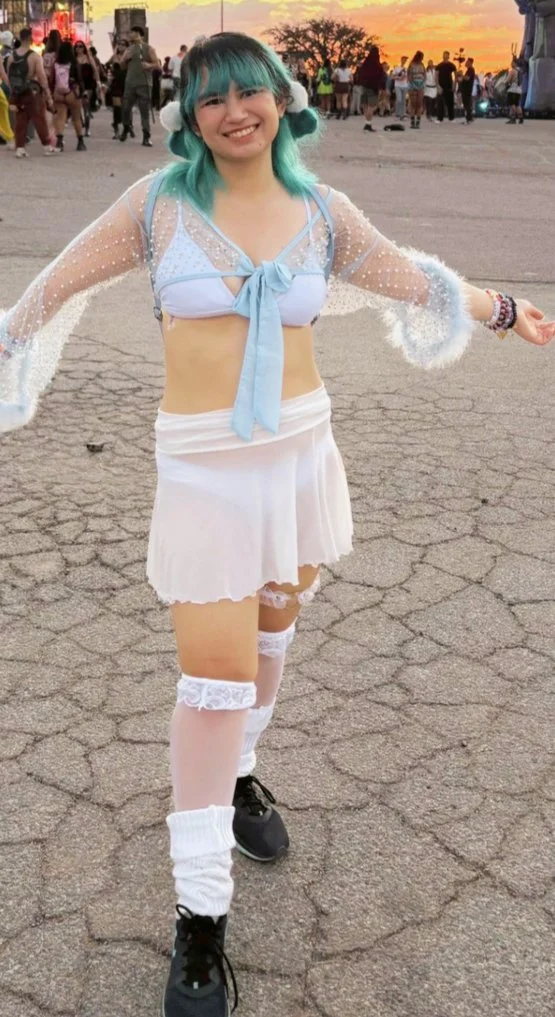 Autistic IRL Friend Julianna image 21