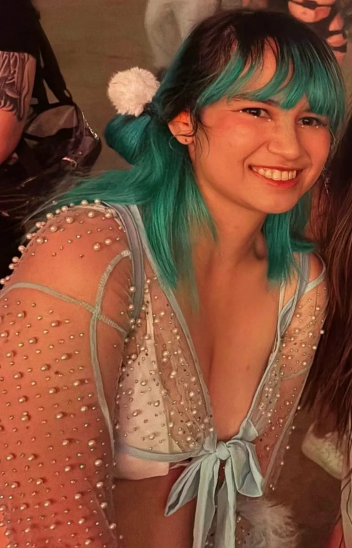 Autistic IRL Friend Julianna image 7