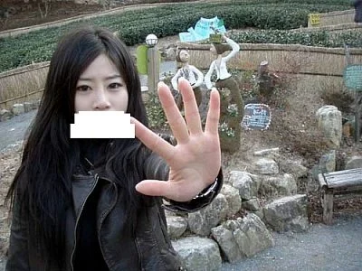 Korean exhibitionist Yoon-mi image 7