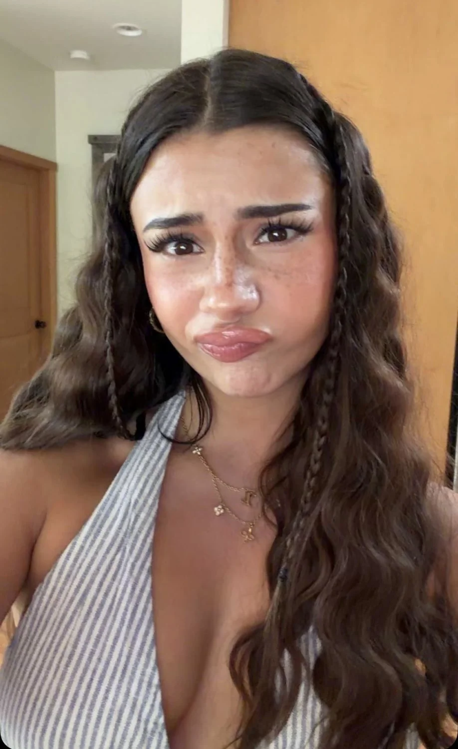New Mikayla snap post! image 3