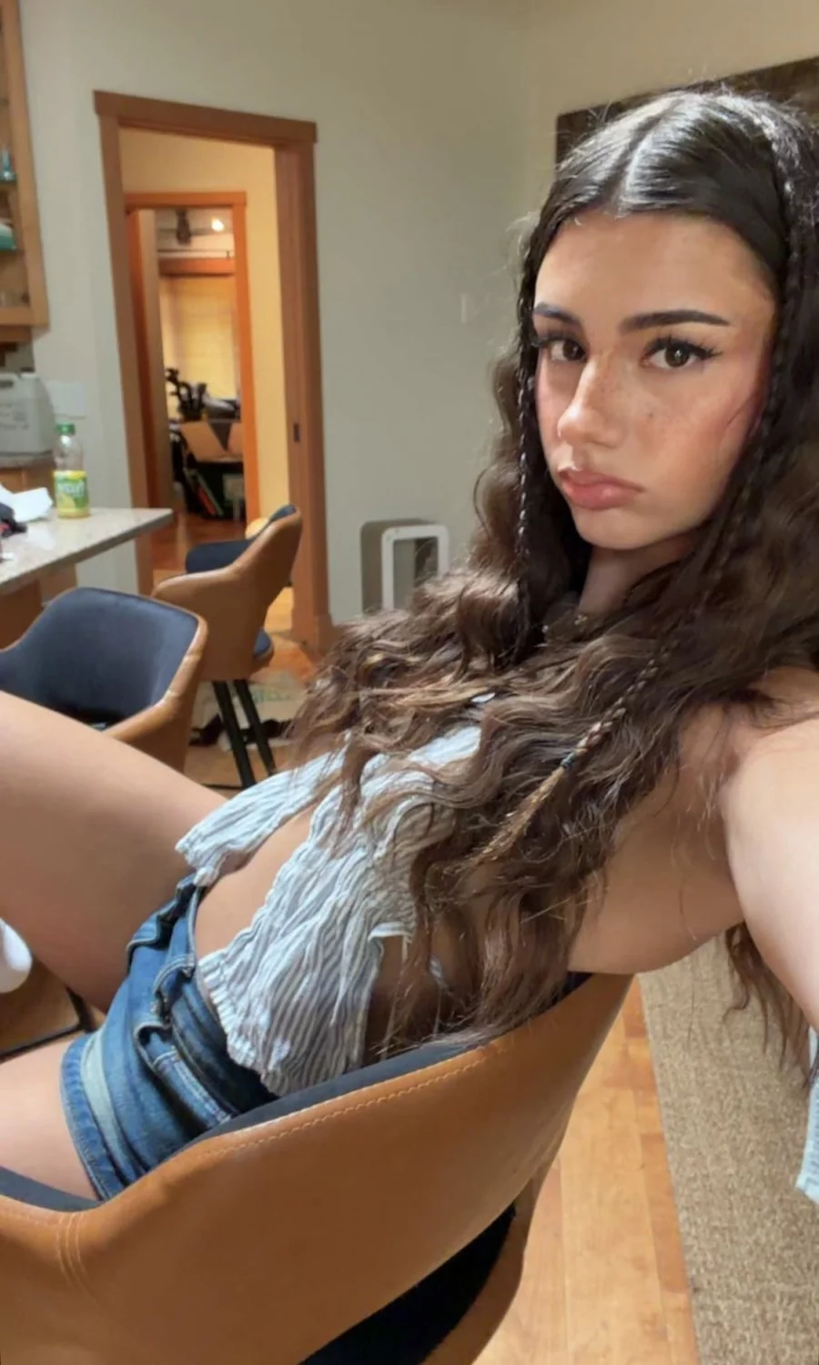 New Mikayla snap post! image 4