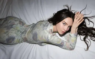 Leo casi deja ala puta de BelindaPop embarazada después de casi venirse dentro de ella, segunda vez cover image