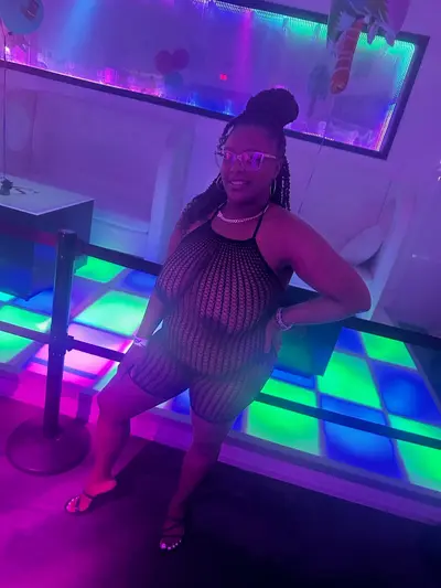 Pretty Ebony Milf...Rims cover image