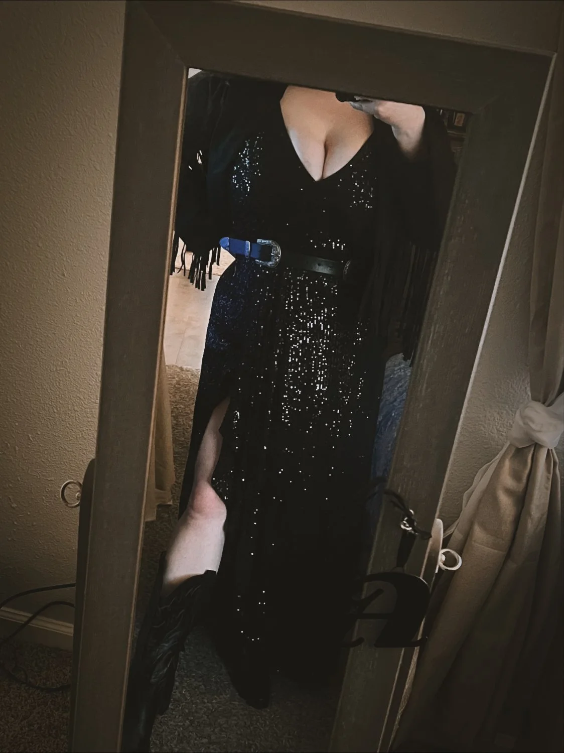 Lexie 33 image 5