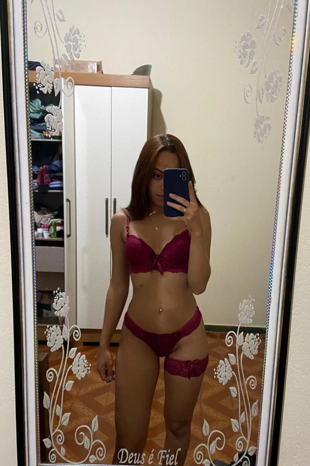 Novinha favelada mandando tudo image 7