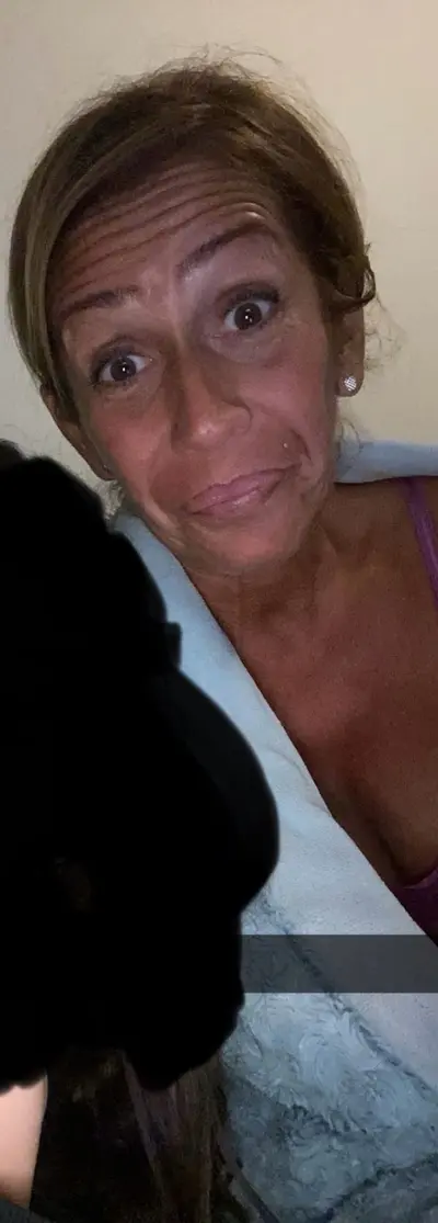 Creepshot mature mom exposed, download and repost her before deleted cover image